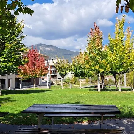 Acogedor En Margas - Wifi - Acceso Privado - Aventura, Esqui Y Golf Lejlighed *