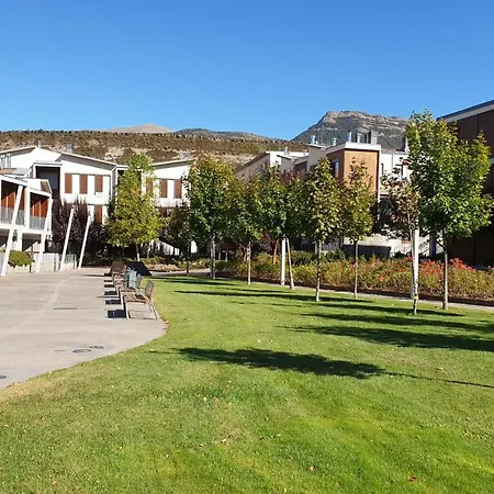 Acogedor En Margas - Wifi - Acceso Privado - Aventura, Esqui Y Golf Lejlighed *